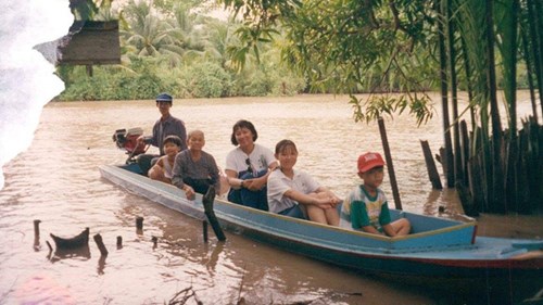 Jenny N. in a canoe